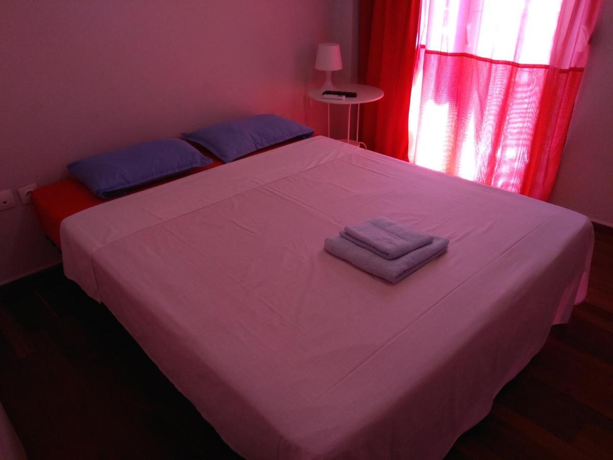 Wonderful Apartment In Central Атина Екстериор снимка