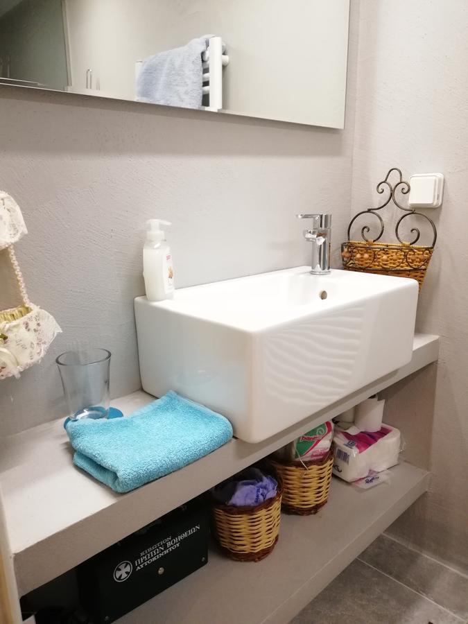 Wonderful Apartment In Central Атина Екстериор снимка