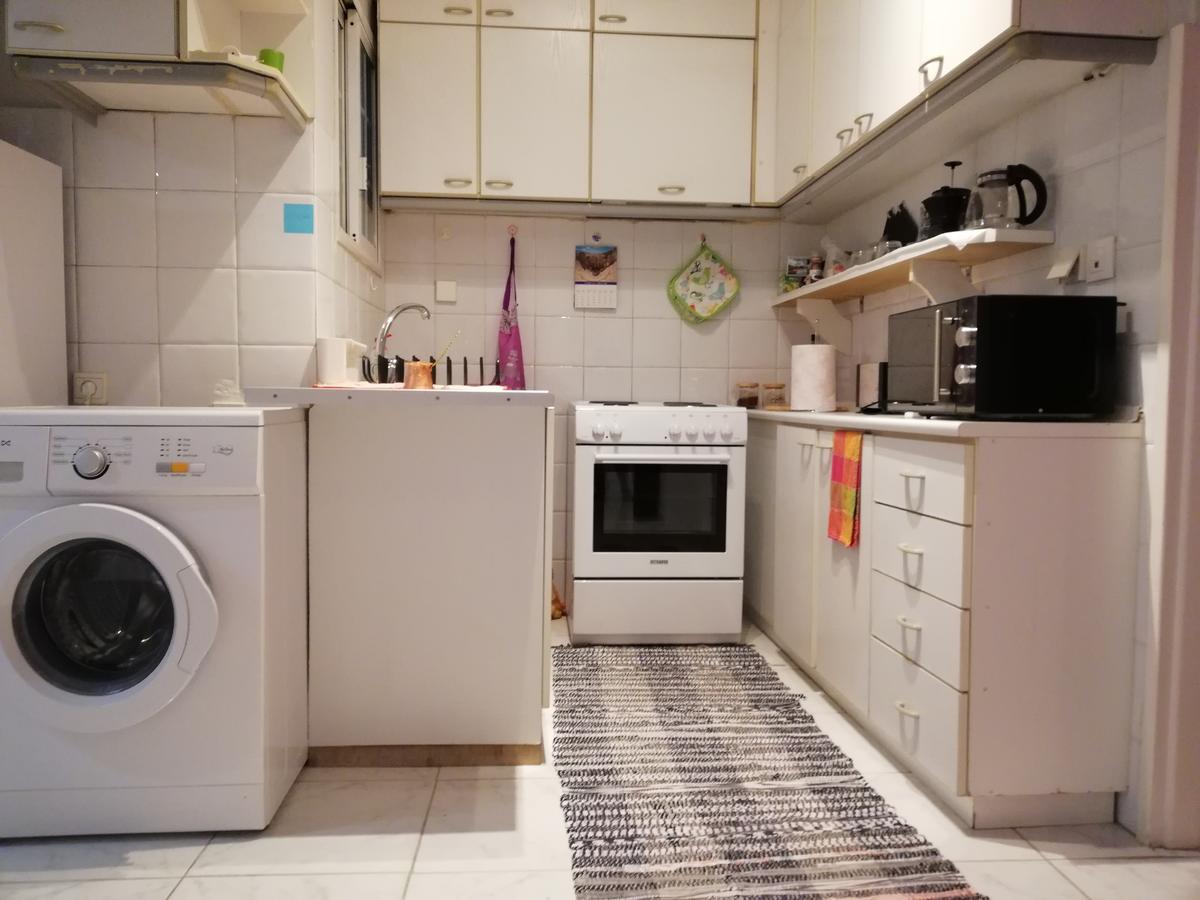 Wonderful Apartment In Central Атина Екстериор снимка